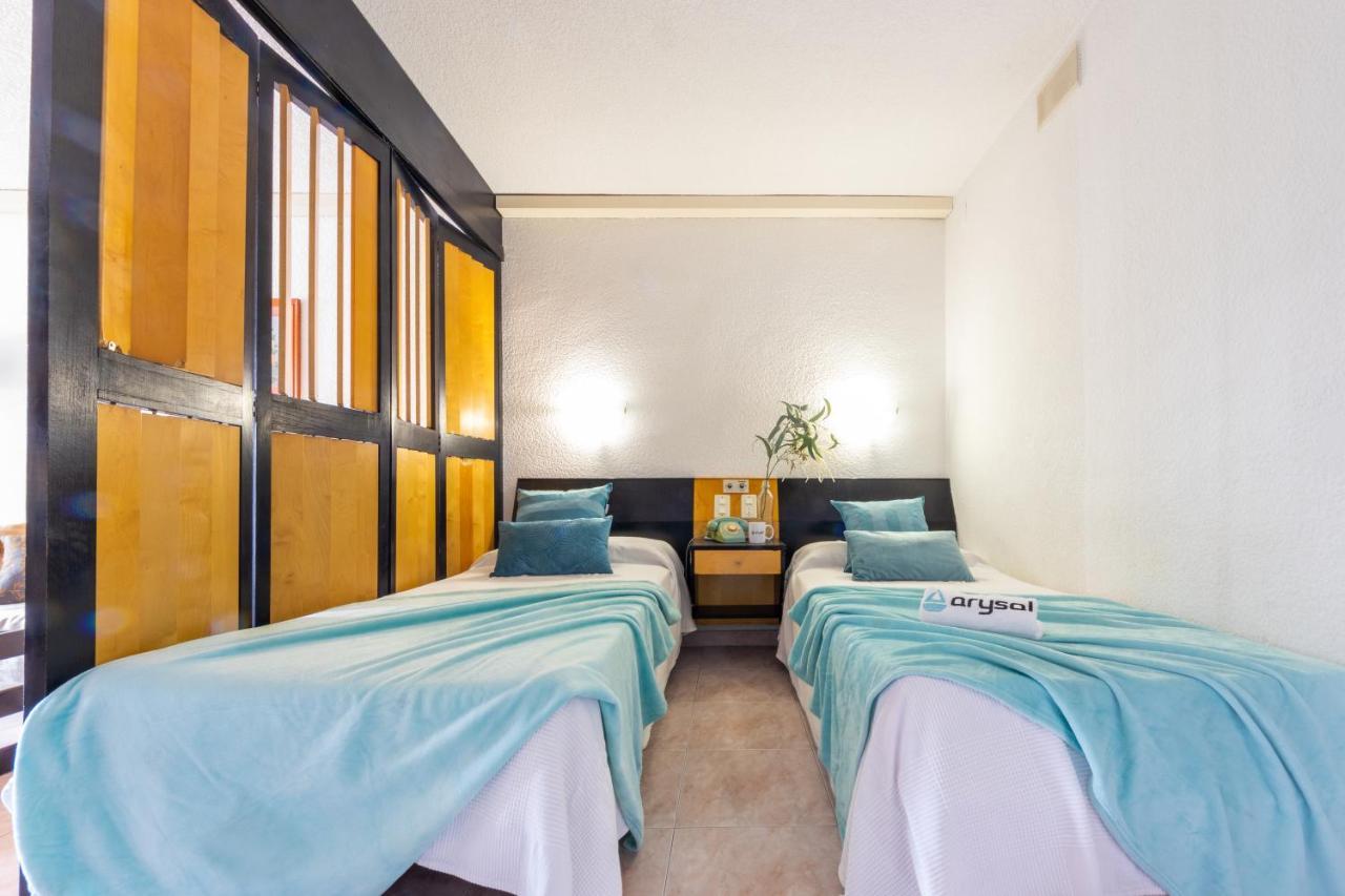 Apartamentos Alboran-Arysal Salou Eksteriør billede