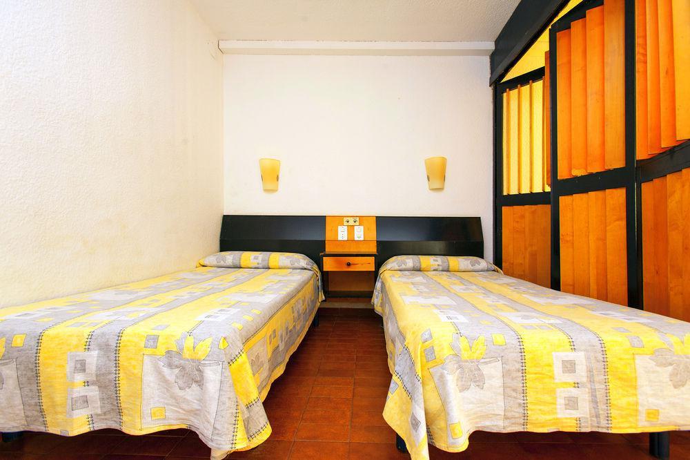 Apartamentos Alboran-Arysal Salou Eksteriør billede